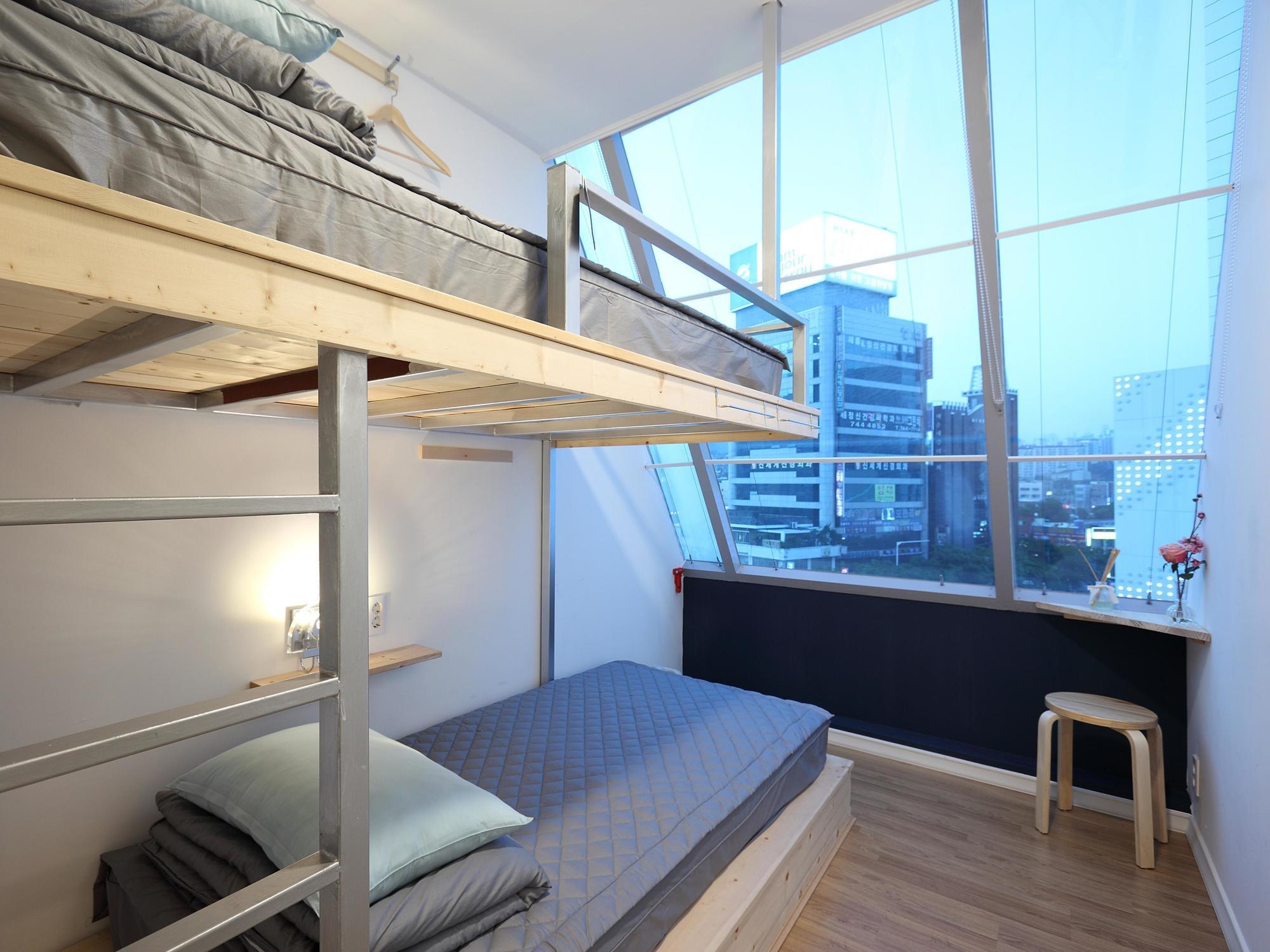 First Guesthouse 釜山 外观 照片